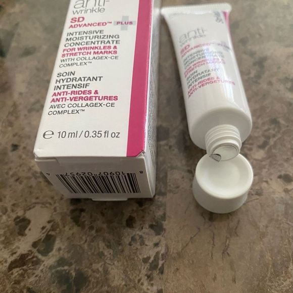 New and sealed,StriVectin Anti wrinkle Concentrate,10ml/0.35 fl oz,DELUXE SAMPLE - Picture 3 of 3